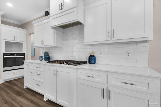 5912 Greenfield St, Pace, FL 32571