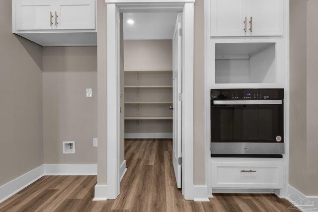 5912 Greenfield St, Pace, FL 32571