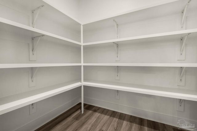 5912 Greenfield St, Pace, FL 32571