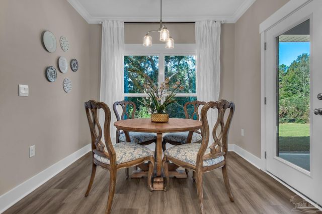 5912 Greenfield St, Pace, FL 32571