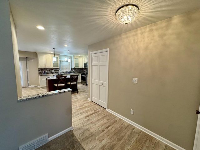 1473 32nd AVENUE, Kenosha, WI 53144