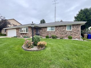 1473 32nd AVENUE, Kenosha, WI 53144