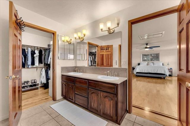 416 Arbor Place, Redding, CA 96001