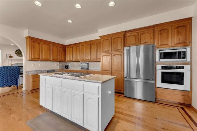 416 Arbor Place, Redding, CA 96001