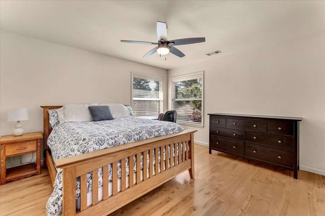 416 Arbor Place, Redding, CA 96001