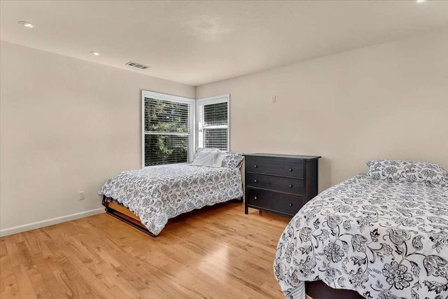 416 Arbor Place, Redding, CA 96001