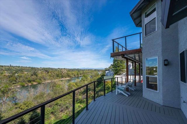 416 Arbor Place, Redding, CA 96001