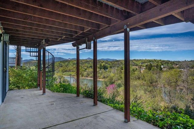 416 Arbor Place, Redding, CA 96001