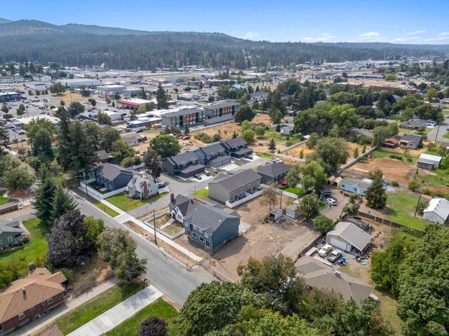 9625 E Nixon Ln, Spokane Valley, WA 99206