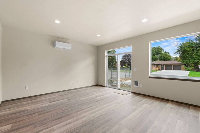 9625 E Nixon Ln, Spokane Valley, WA 99206