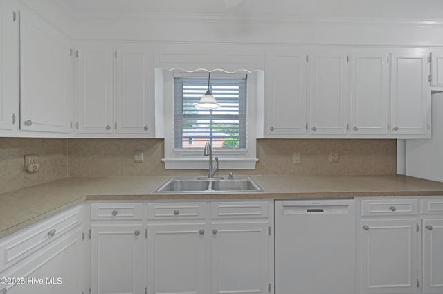 311 Prince Road, Greenville, NC 27858