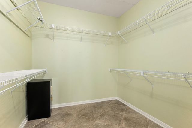14910 Lake Woodbridge Court, Sugar Land, TX 77498