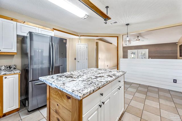 8147 Country Bay Blvd, Navarre, FL 32566