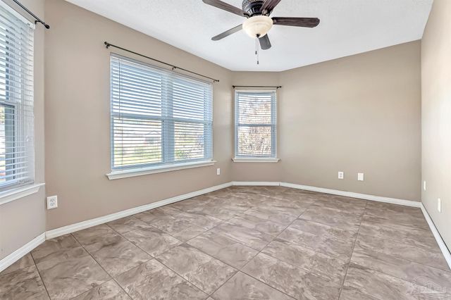 8147 Country Bay Blvd, Navarre, FL 32566