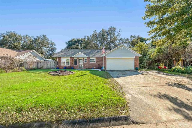 8147 Country Bay Blvd, Navarre, FL 32566