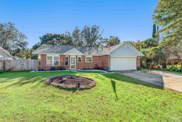 8147 Country Bay Blvd, Navarre, FL 32566