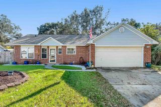 8147 Country Bay Blvd, Navarre, FL 32566