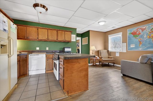 3801 E Mountain Road, Bartlesville, OK 74003