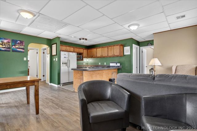 3801 E Mountain Road, Bartlesville, OK 74003