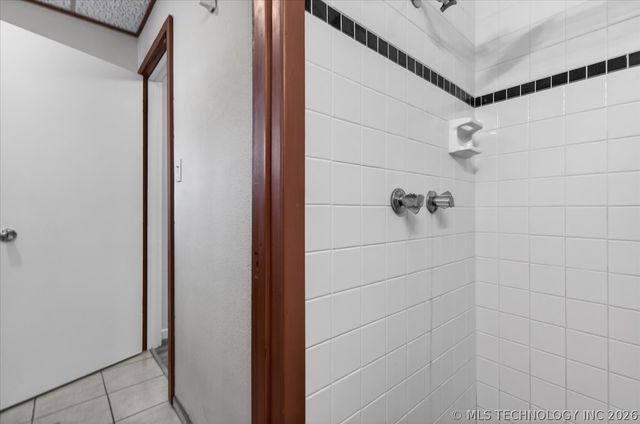 3801 E Mountain Road, Bartlesville, OK 74003