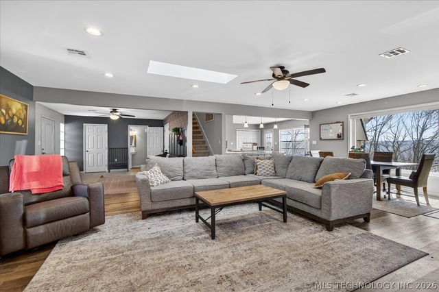 3801 E Mountain Road, Bartlesville, OK 74003