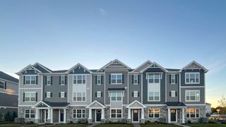 442 Lakeshore Court, St. Charles, IL 60174