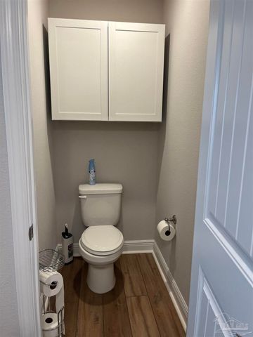 6100 Parsonage Cir, Milton, FL 32570