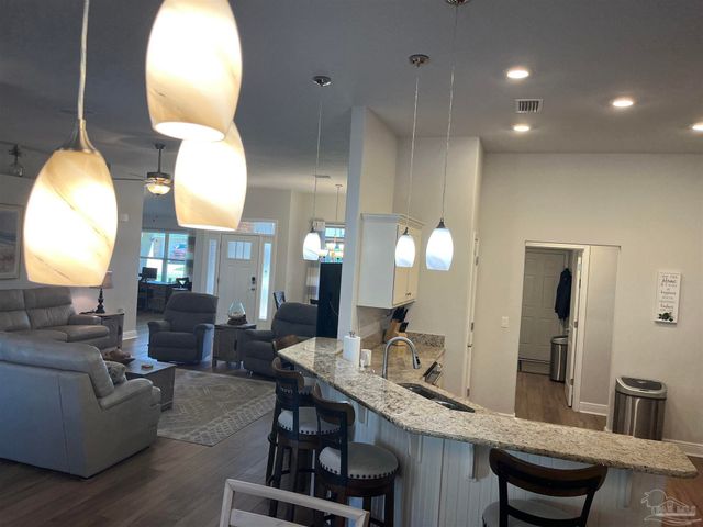 6100 Parsonage Cir, Milton, FL 32570