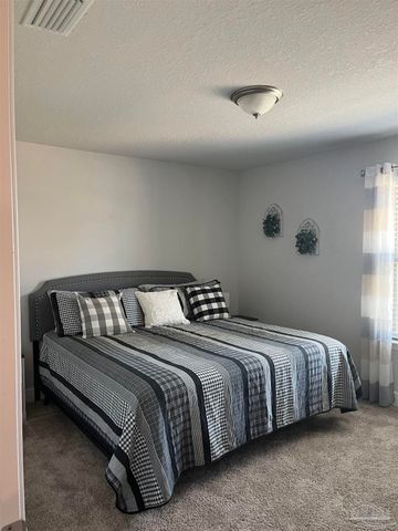 6100 Parsonage Cir, Milton, FL 32570