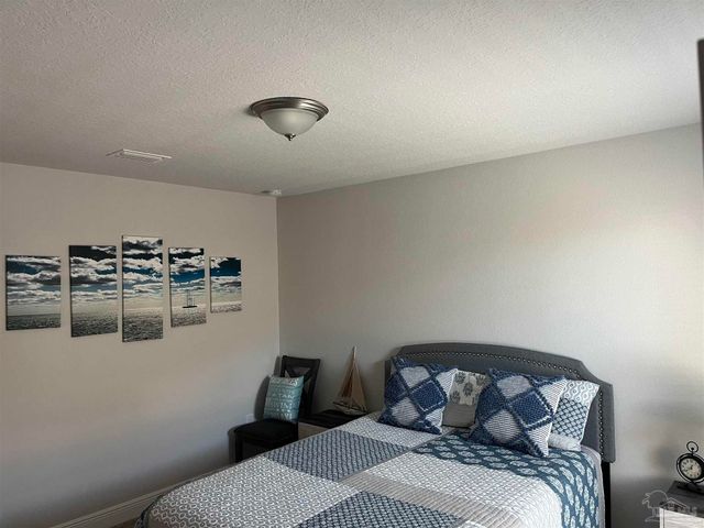 6100 Parsonage Cir, Milton, FL 32570