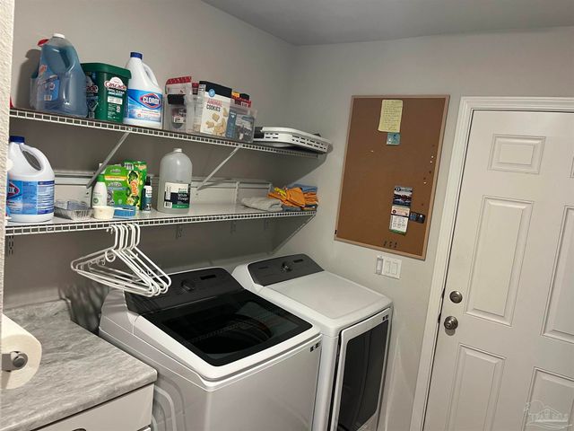 6100 Parsonage Cir, Milton, FL 32570