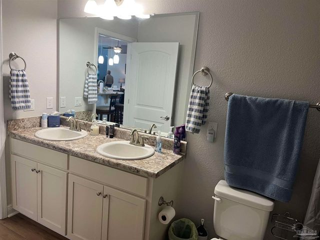 6100 Parsonage Cir, Milton, FL 32570