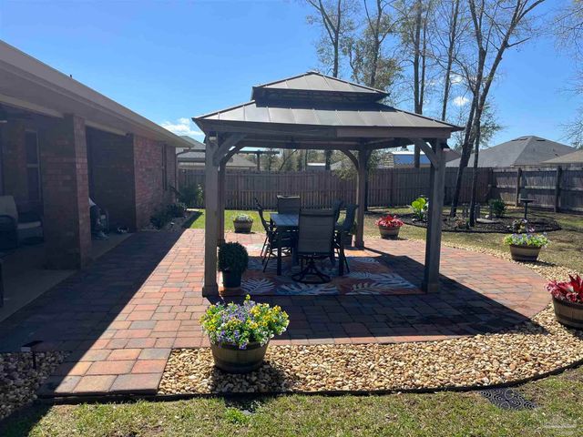 6100 Parsonage Cir, Milton, FL 32570