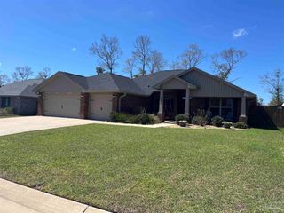 6100 Parsonage Cir, Milton, FL 32570