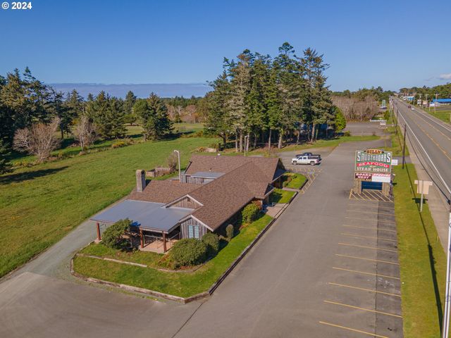 3030 OREGON Ave, Bandon, OR 97411