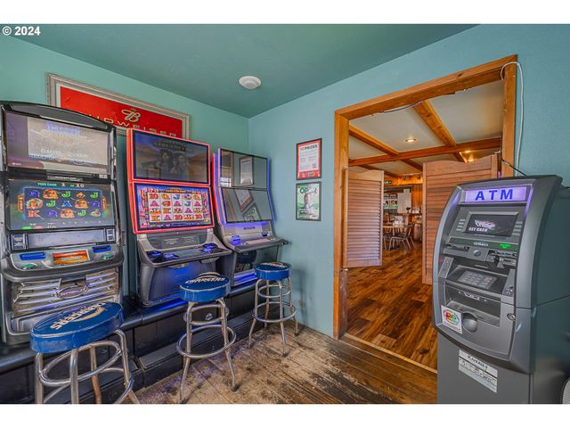 3030 OREGON Ave, Bandon, OR 97411