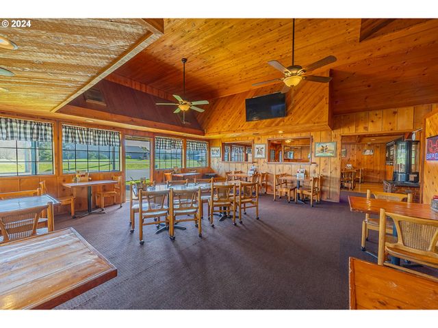 3030 OREGON Ave, Bandon, OR 97411