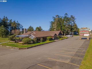 3030 OREGON Ave, Bandon, OR 97411