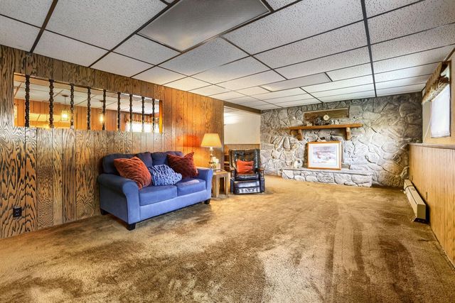 2284 Standridge Avenue, Maplewood, MN 55109