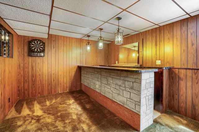 2284 Standridge Avenue, Maplewood, MN 55109