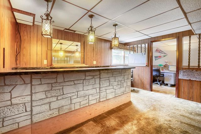 2284 Standridge Avenue, Maplewood, MN 55109