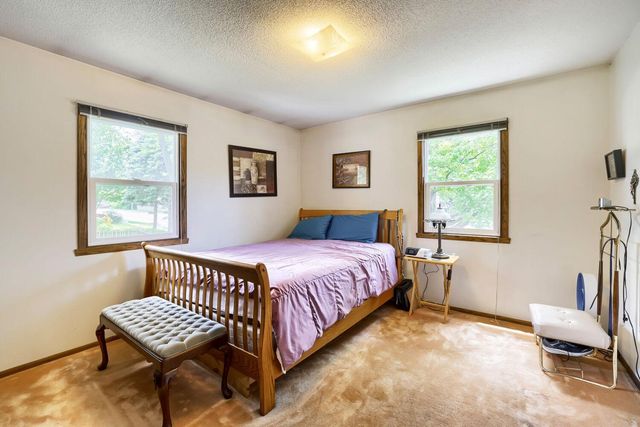 2284 Standridge Avenue, Maplewood, MN 55109