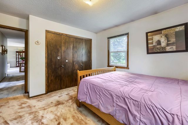 2284 Standridge Avenue, Maplewood, MN 55109