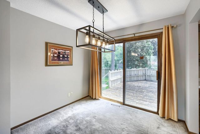 2284 Standridge Avenue, Maplewood, MN 55109