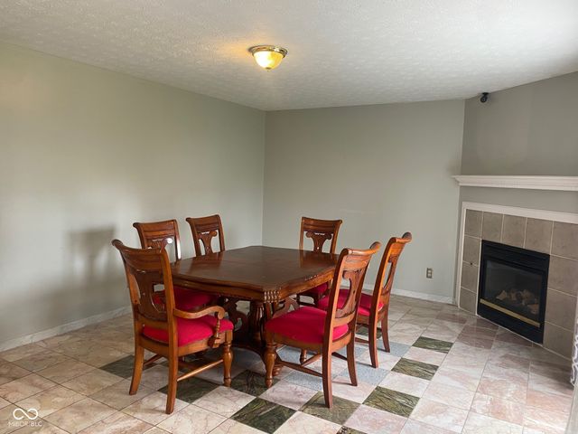 5636 Glen Canyon Drive, Indianapolis, IN 46237