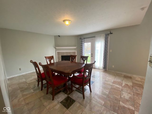 5636 Glen Canyon Drive, Indianapolis, IN 46237