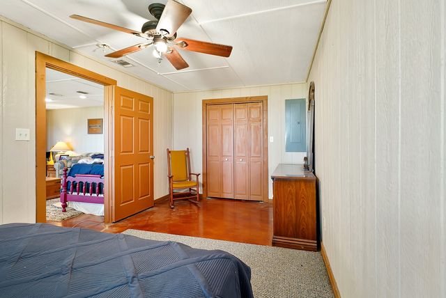 1010 County Road 382, Era, TX 76238