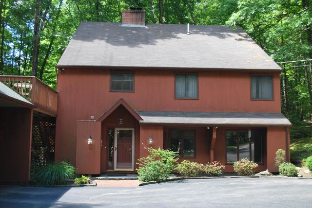 43 Camelot Drive, Bedford, NH 03110
