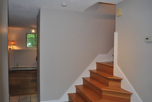 43 Camelot Drive, Bedford, NH 03110