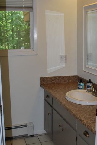 43 Camelot Drive, Bedford, NH 03110